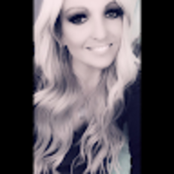 Meet your Posher, Brandy - Picture 1 of 1